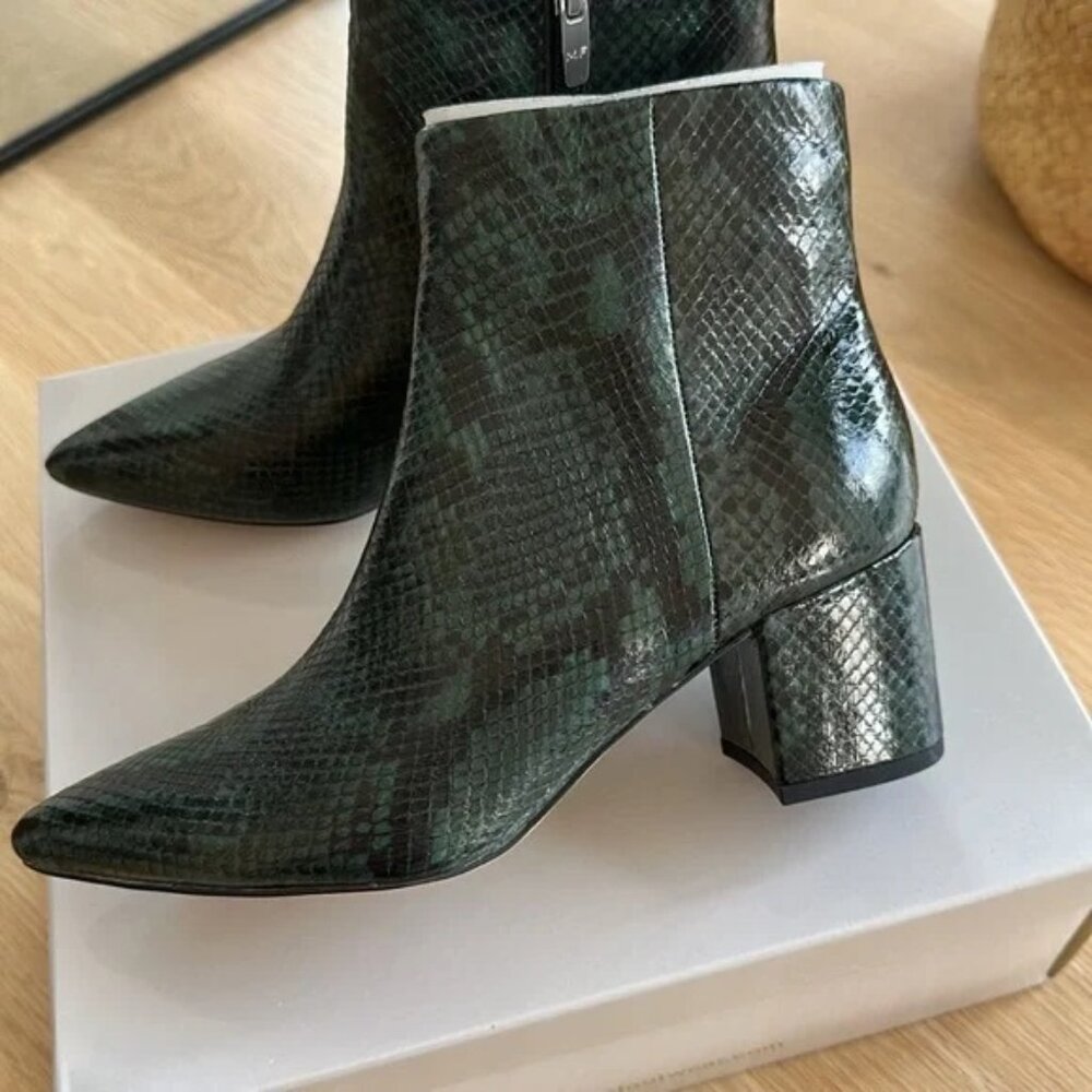 Marc Fisher Jelly Booties Green/Black Snake Size 6.5 Worn Once inside